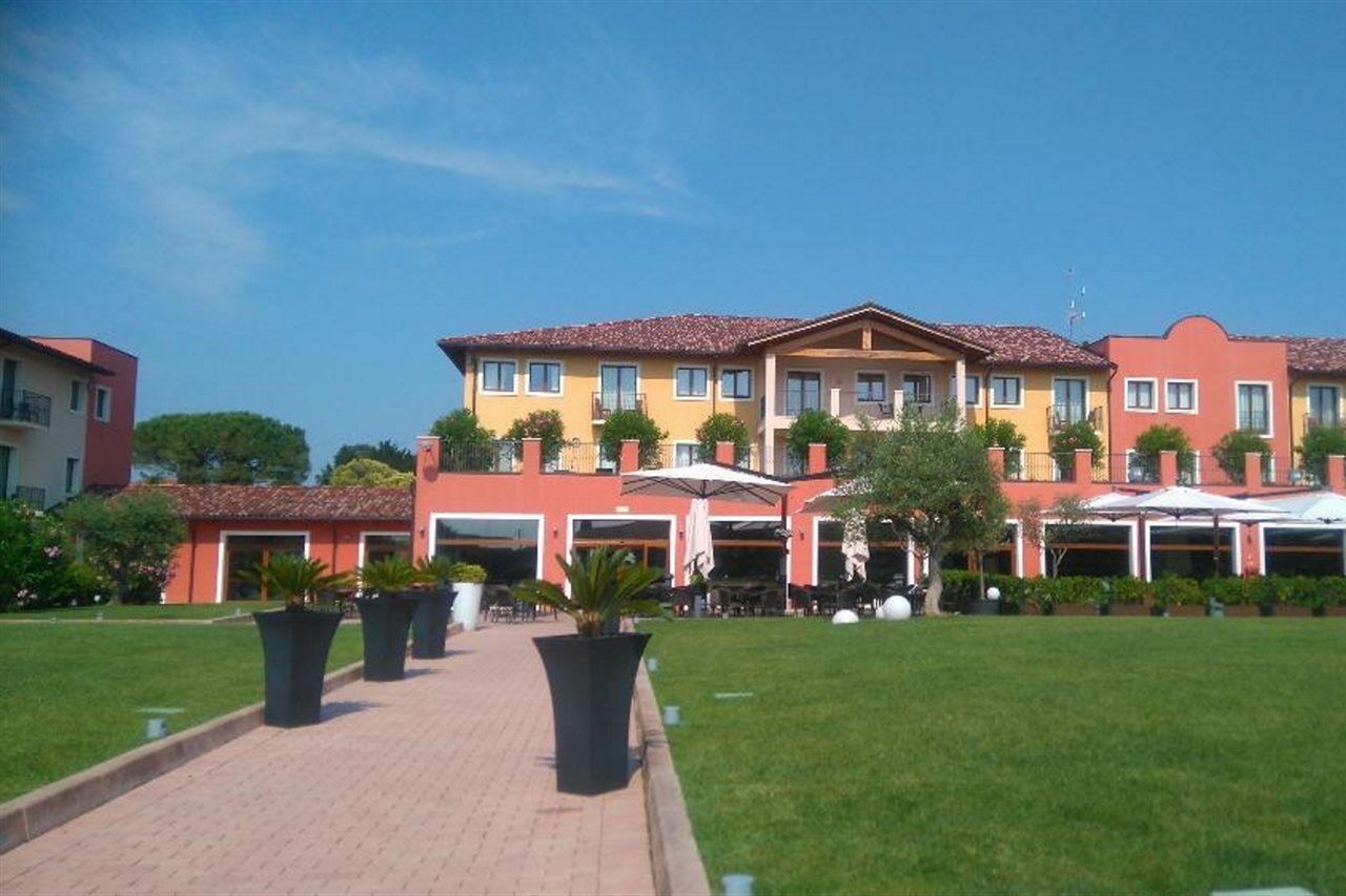 Th Lazise - Hotel Parchi Del Garda Luaran gambar